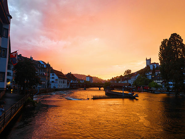 iSUN3D欧洲行：国际视野下的足脊健康新潮流