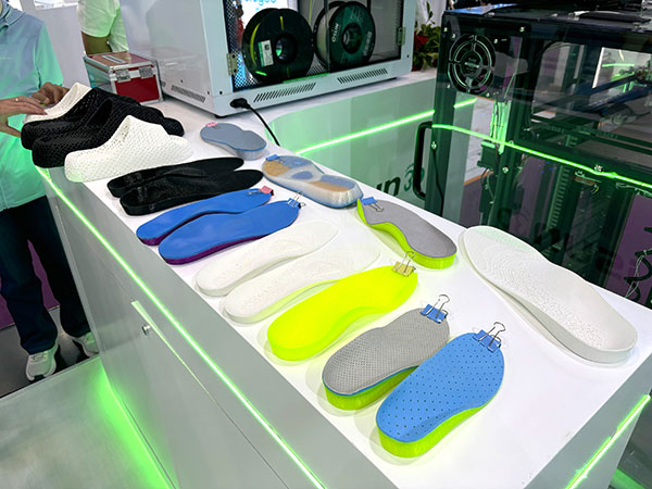 iSUN3D亮相深圳国际橡塑展，鞋类柔性高分子智造实例获“创新奖”！